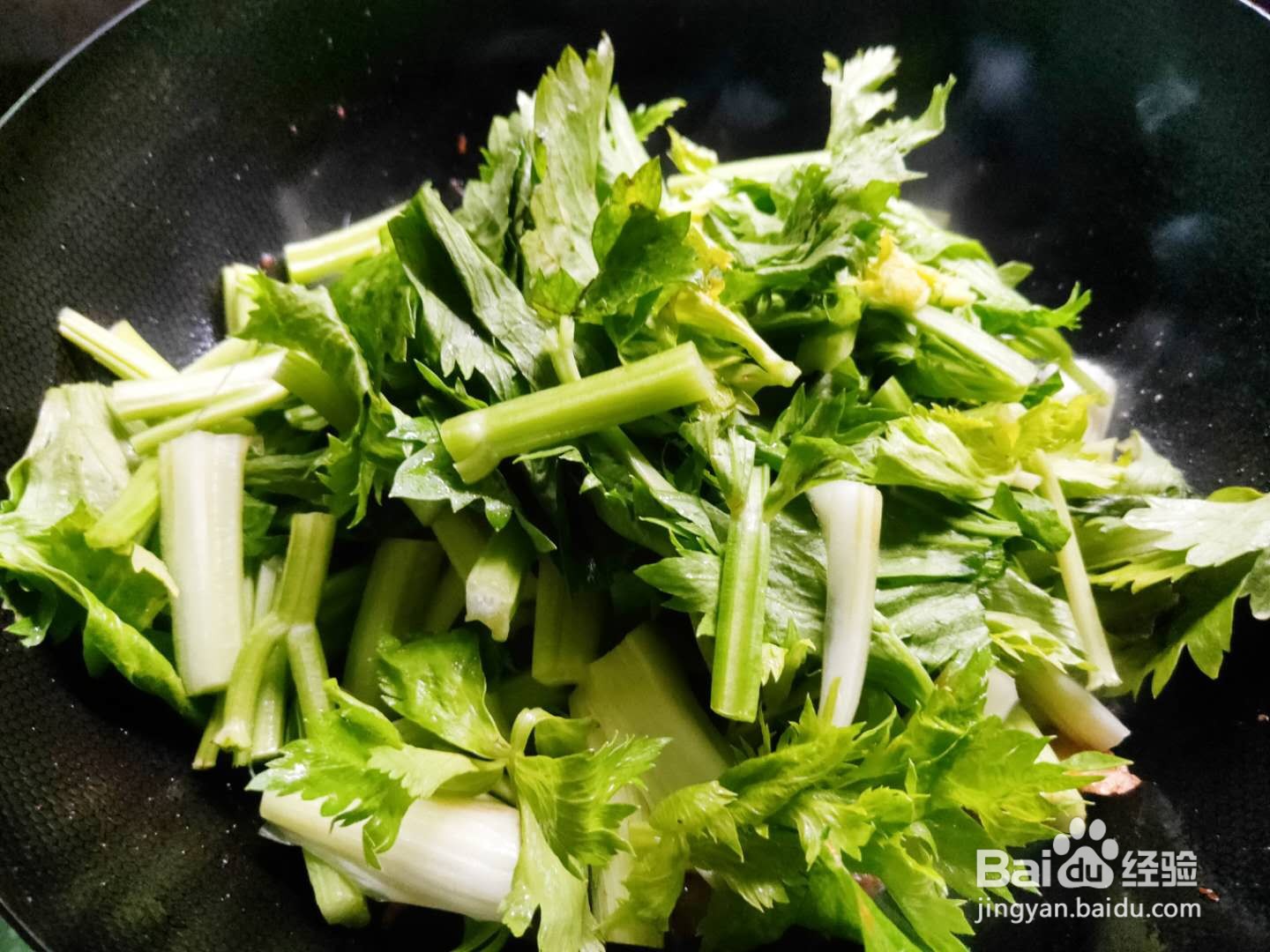 芹菜腐竹炒肉片---养生菜系列
