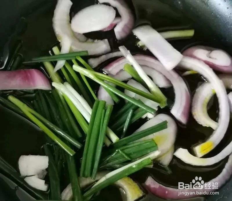 家常葱油焖鸡腿