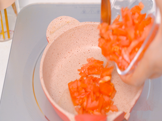 虾仁土豆泥披萨怎么做？