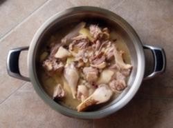 美味可口的“啤酒鸭”