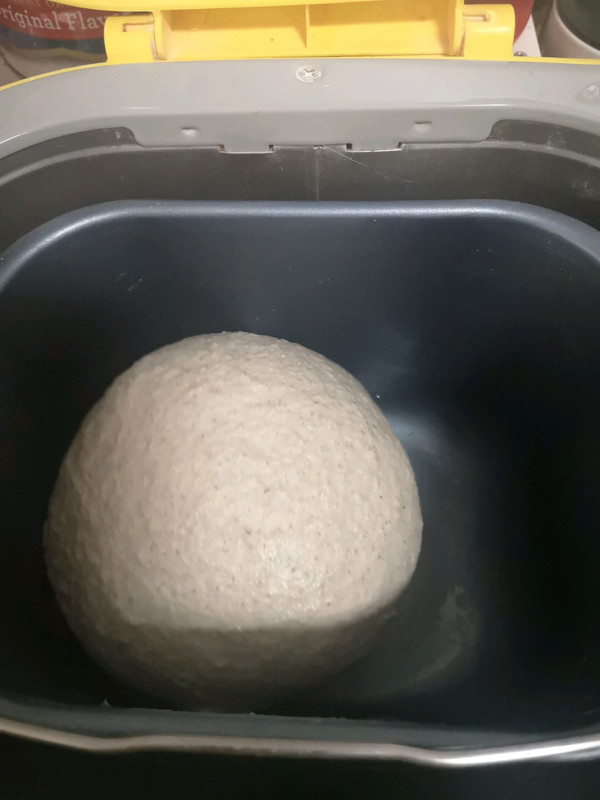 黑芝麻馅软欧包