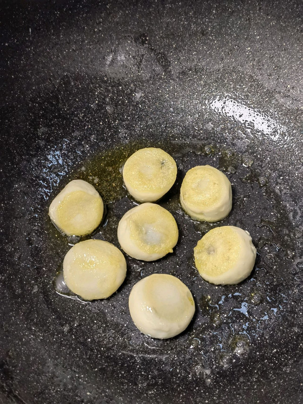 红糖玫瑰煎汤圆