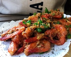 如何制作椒盐蒜蓉基围虾