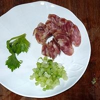 港式腊肠煲仔饭怎么做