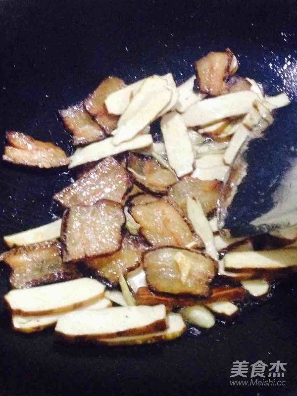 酱肉炒豆干的做法