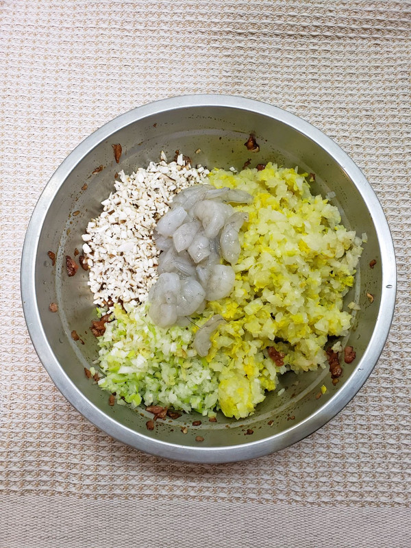 缤纷猪肉虾仁白菜饺子