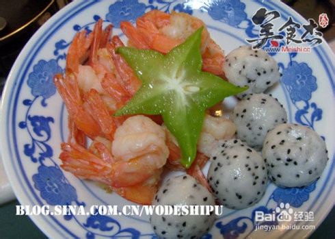 火龙果虾球的做法