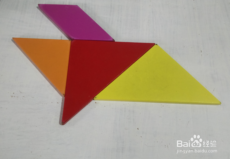 用七巧板怎样拼一只捕鱼的企鹅?