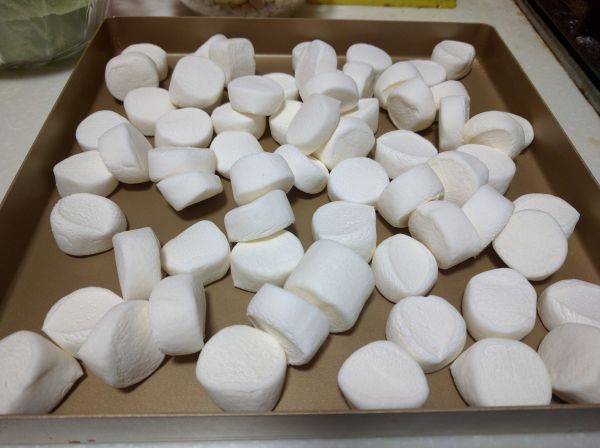 抹茶花生牛轧糖