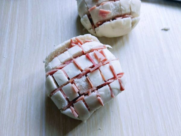 芝士火腿开花馒头