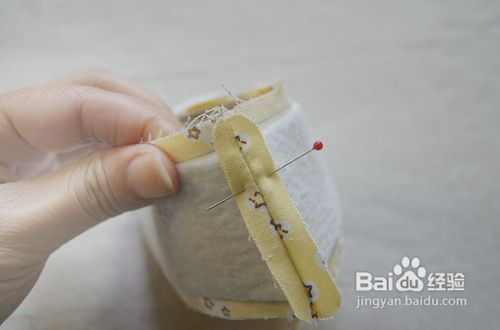 怎样DIY粉嫩宝宝鞋