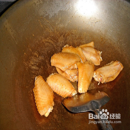 怎么做美味的可乐鸡翅的做法？