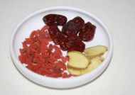 山药鸽子汤的做法