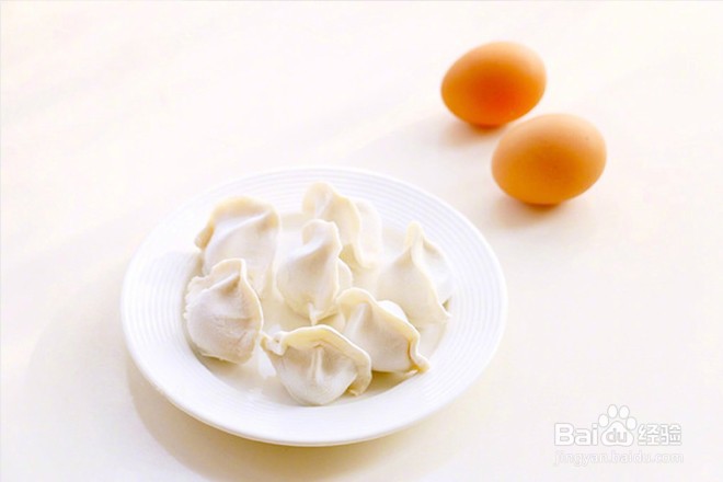 煎饺抱蛋怎么做