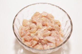 山东名菜宫保鸡丁