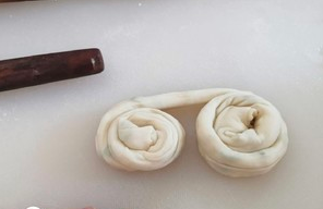 葱油饼的简单做法