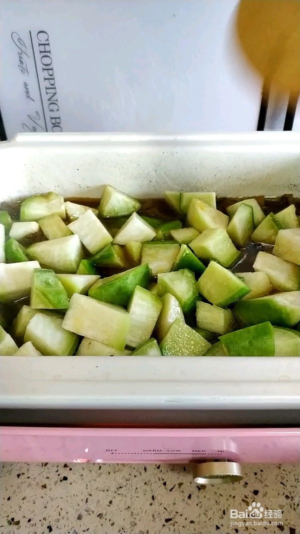 白萝卜炖牛腩的做法