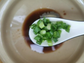 减脂酸汤荞麦面的做法