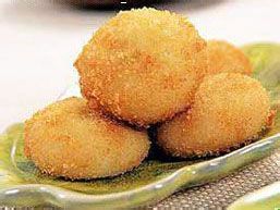 土豆饼的做法：[7]炸土豆饼