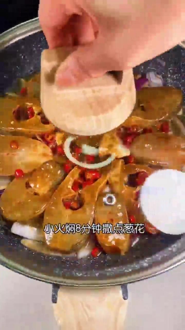 怎样做红烧鲈鱼？