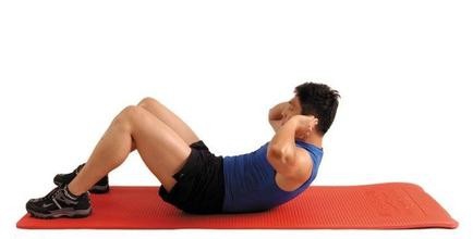 如何在家练腹肌