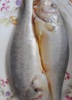 蒜烧黄鱼的做法