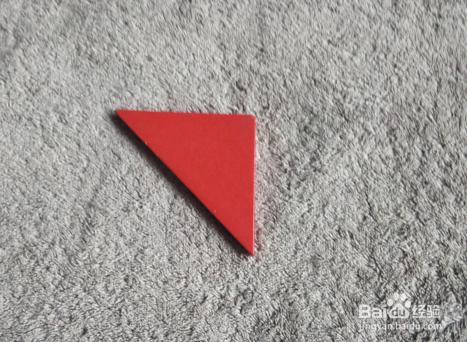 用七巧板怎样拼一个腹部向上爬行比赛的选手呢？