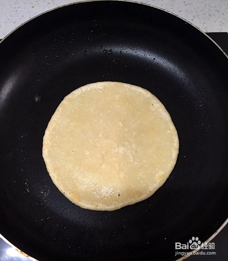 鸡蛋灌饼的做法