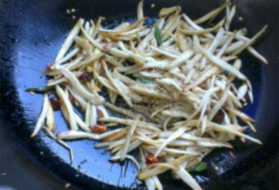 美食—如何做好吃的干煸杏鲍菇