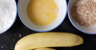 香蕉燕麦片的做法