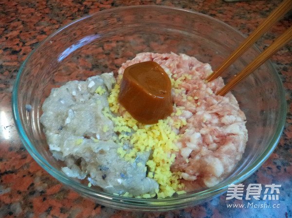 虫草花鲜肉云吞面