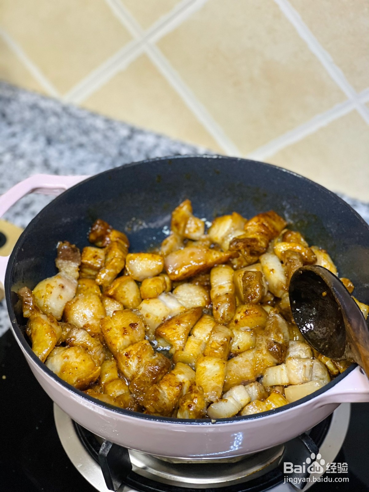 红烧肉卤蛋的做法