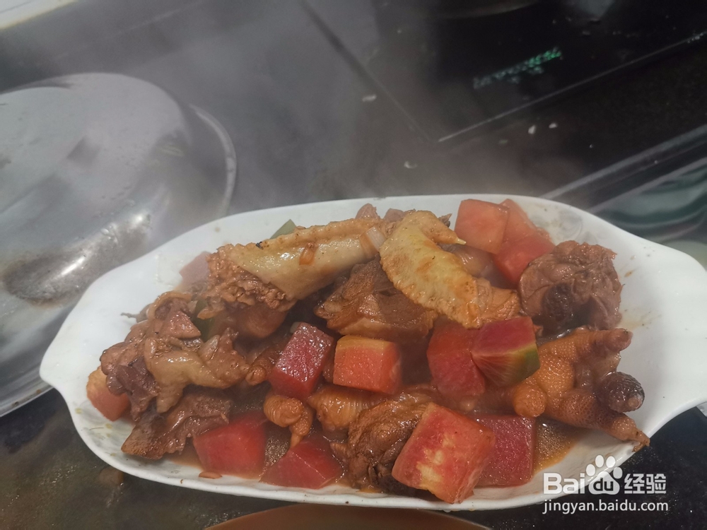 萝卜丁炖鸡肉