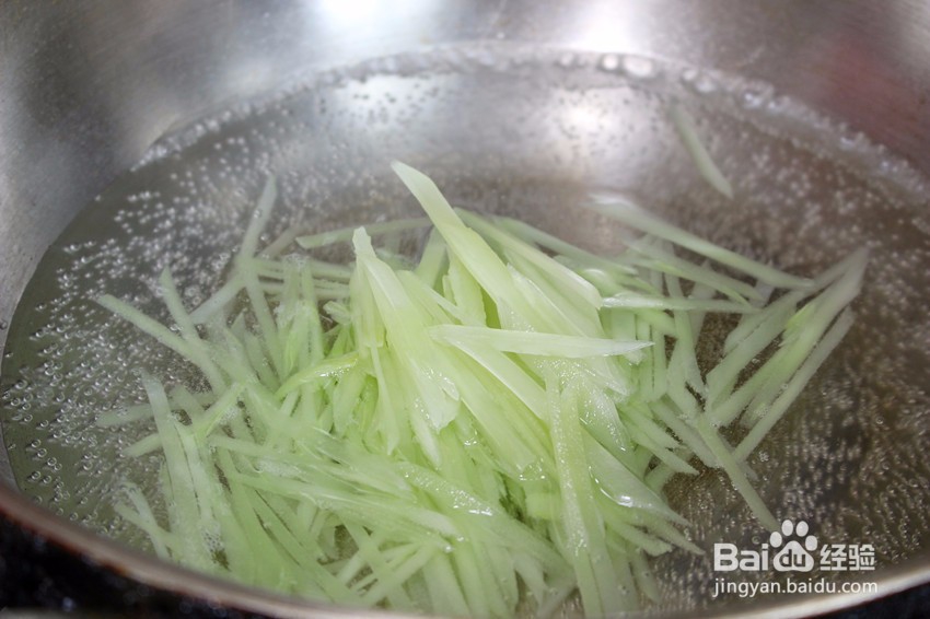莴苣金针菇球
