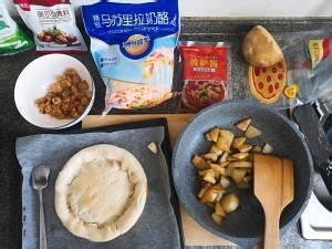 土豆鸡腿肉披萨