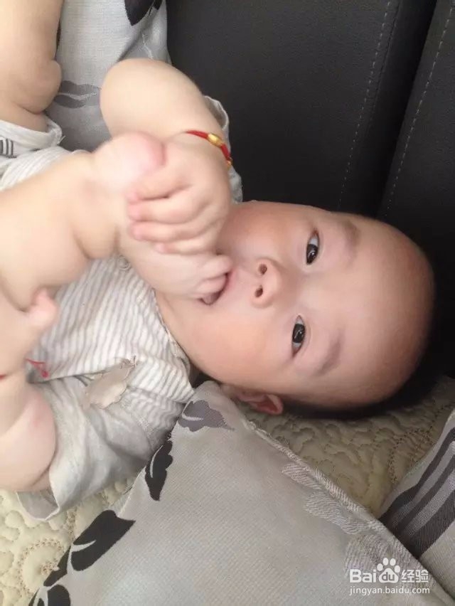 正确的睡姿对于孩子的意义