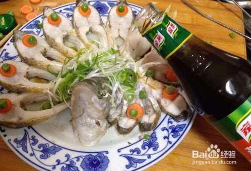 年味之宴客大菜孔雀开屏鱼怎么做？