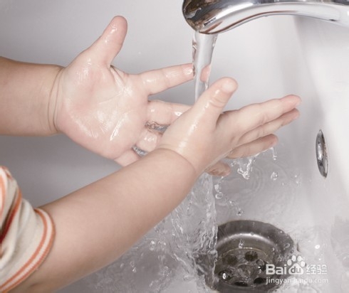 小宝宝怎么预防手足口病