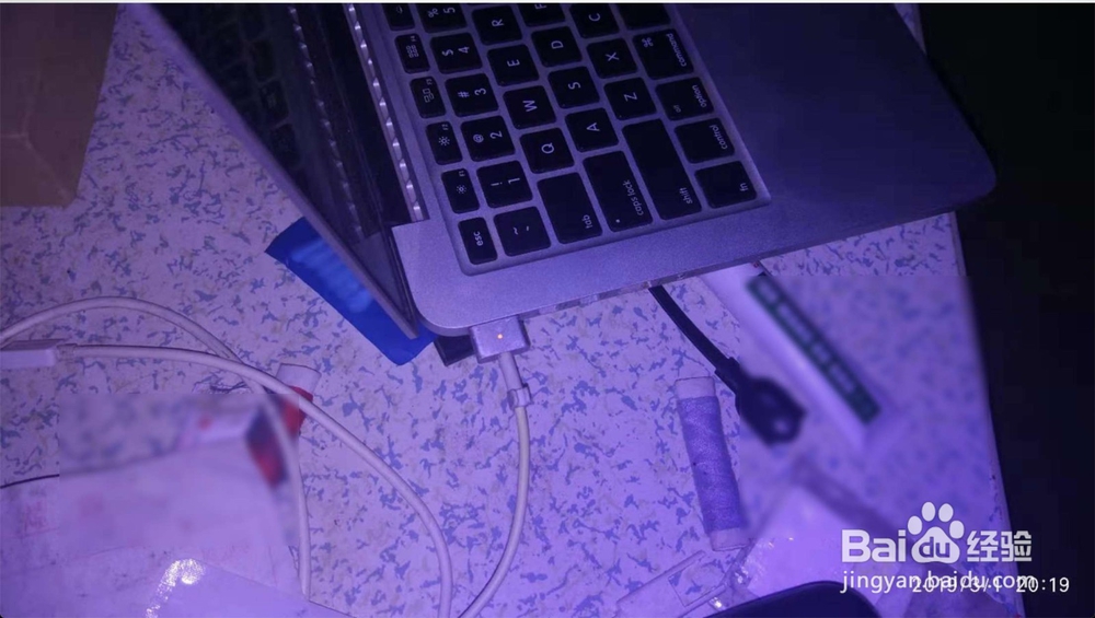 冬天笔记本冻了无法启机怎么办