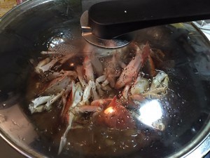 酱爆螃蟹怎么做详细教程图解~