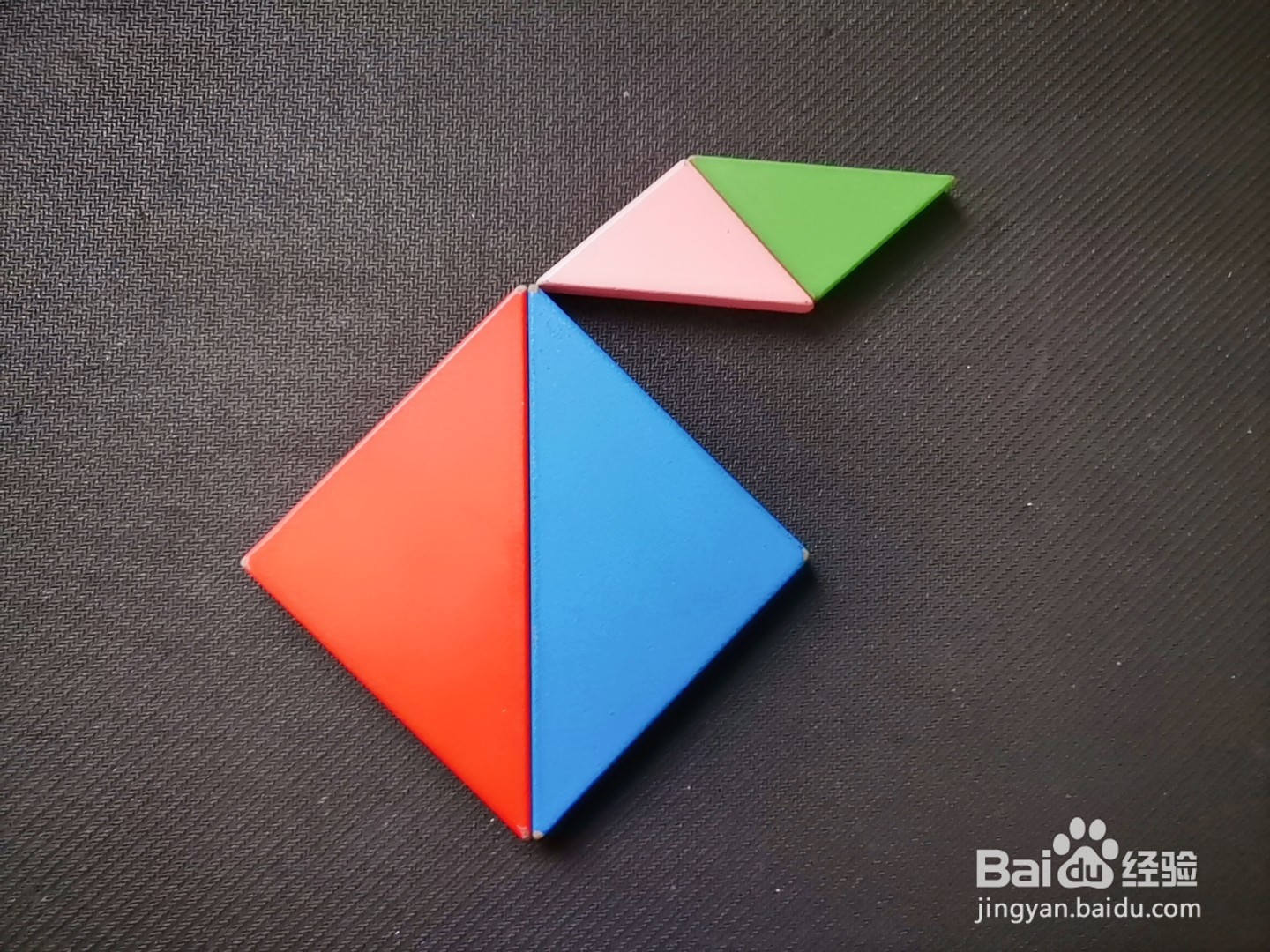 如何用七巧板拼一架飞机(6)