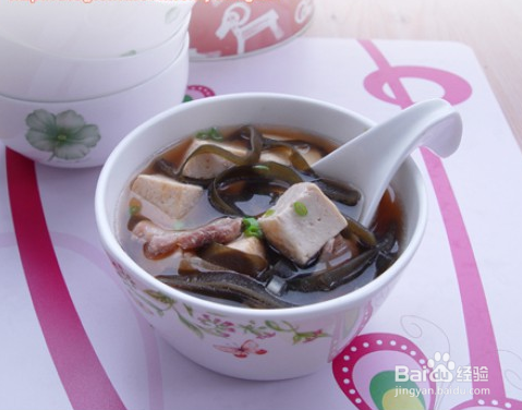 大酱海带豆腐汤的做法