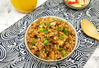 香菇酱油炒饭