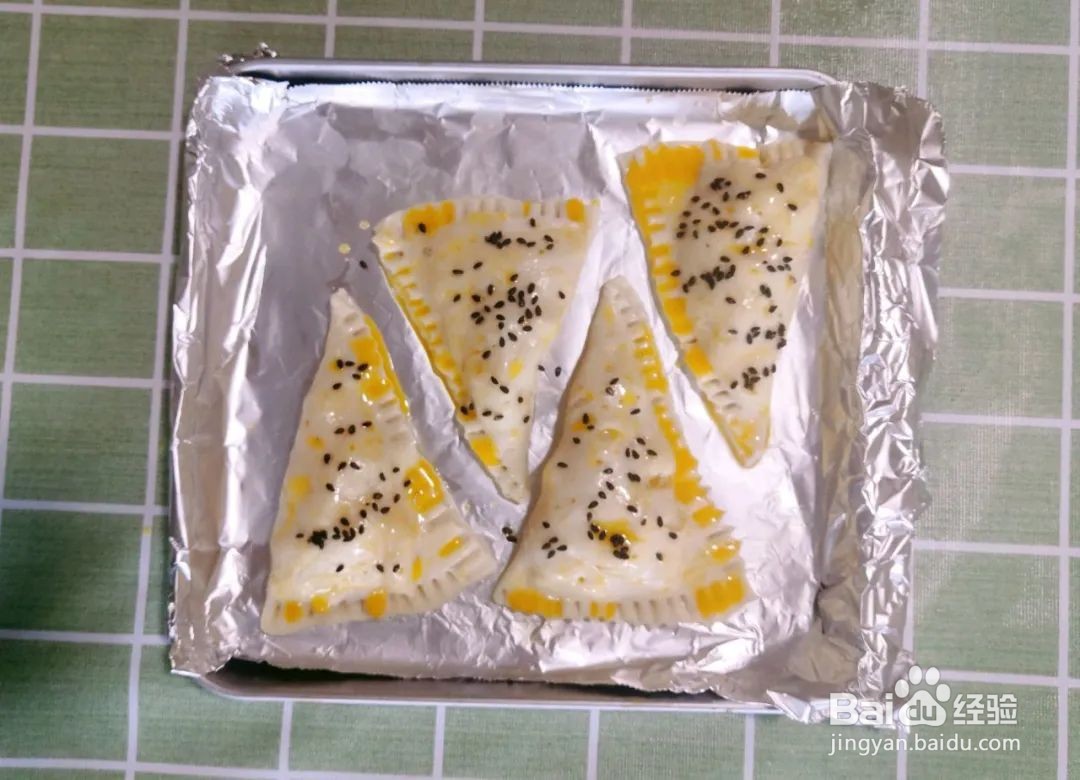 大人小孩都喜欢的三角苹果派做法