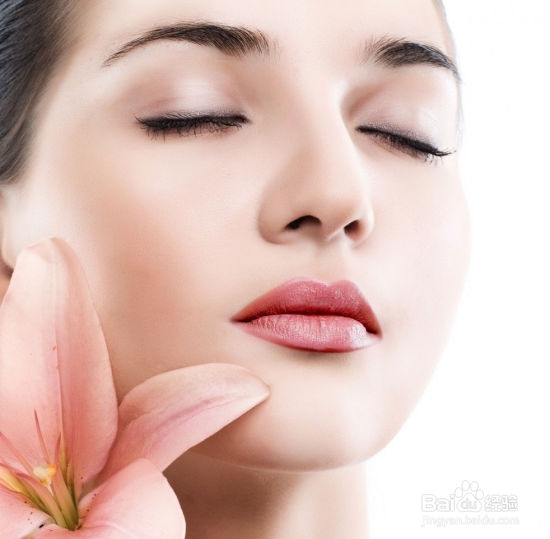 冬天皮肤干痒 自制补水面膜