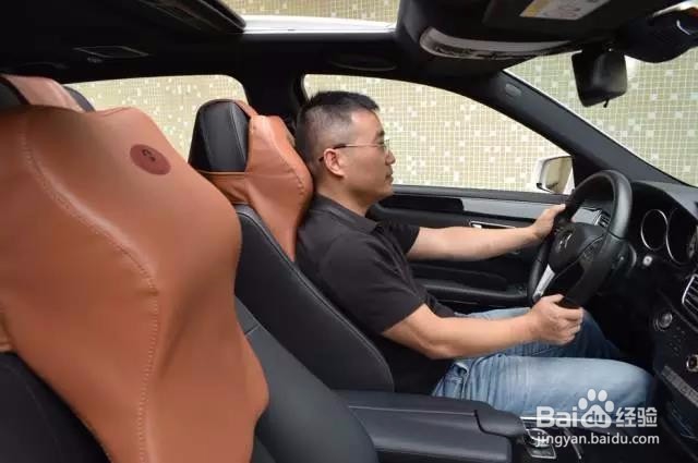 原来汽车肩颈保护枕还有这样的作用？涨知识了