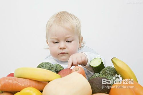 婴儿打嗝怎么办