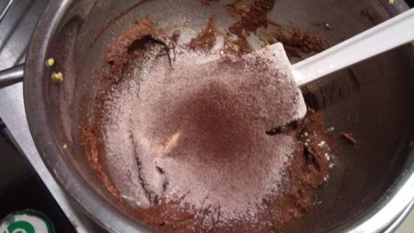 巧克力沙哈蛋糕