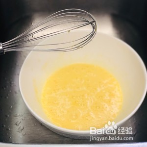 如何制作香蕉蓝莓玛芬蛋糕