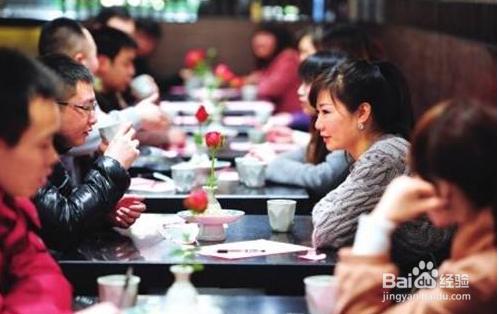过年回家如何应对父母安排的相亲